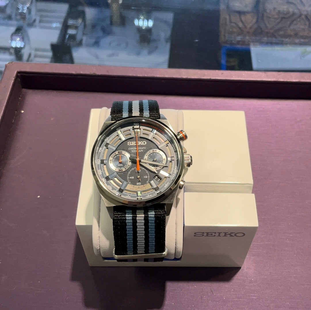 Essentials Chronograph SS Blue Dial