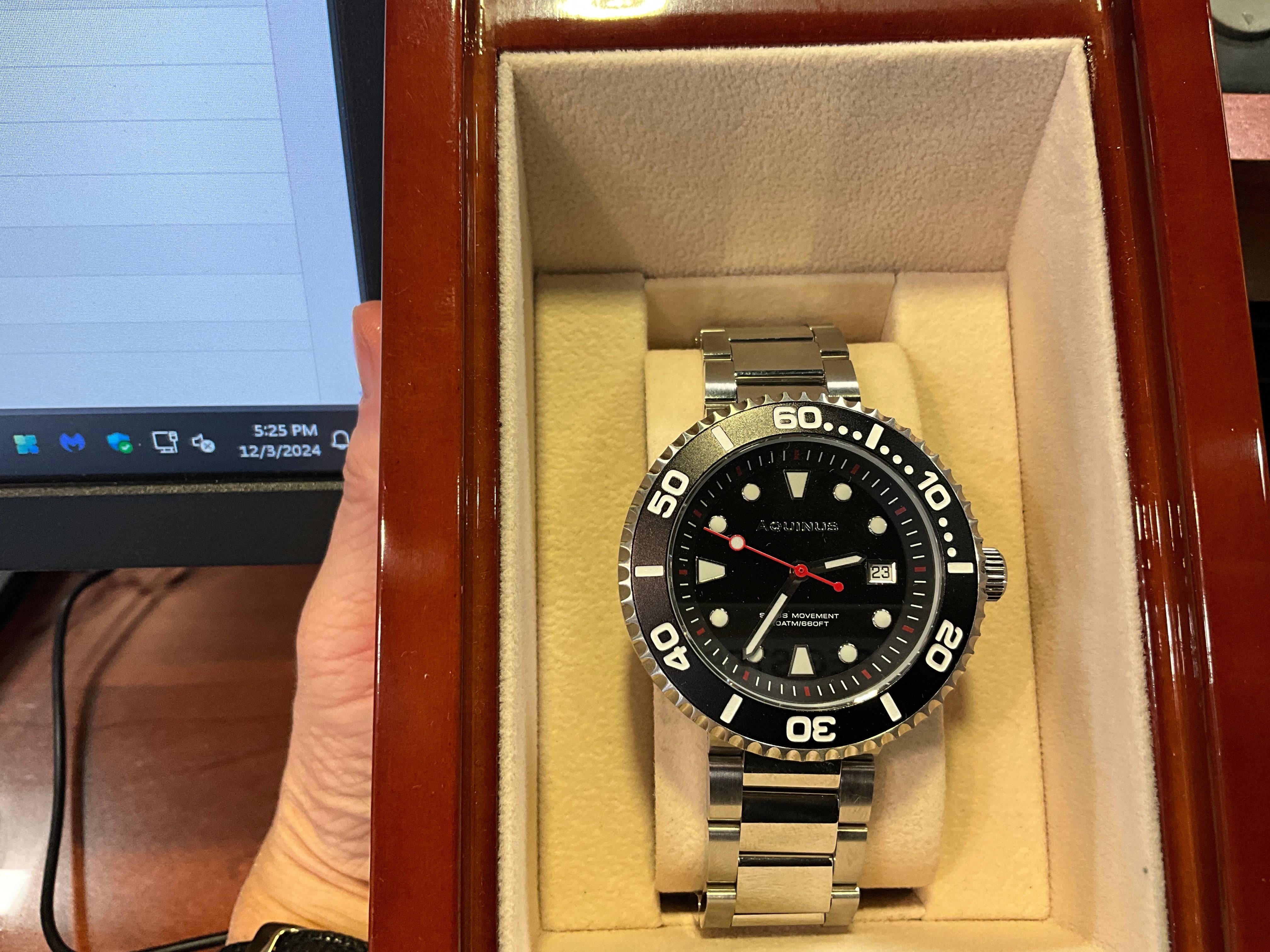 Aquinus Automatic 247/250