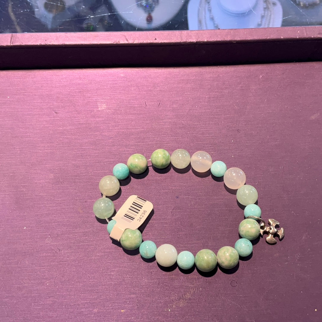 Afric Jade,Amazo,Aventu