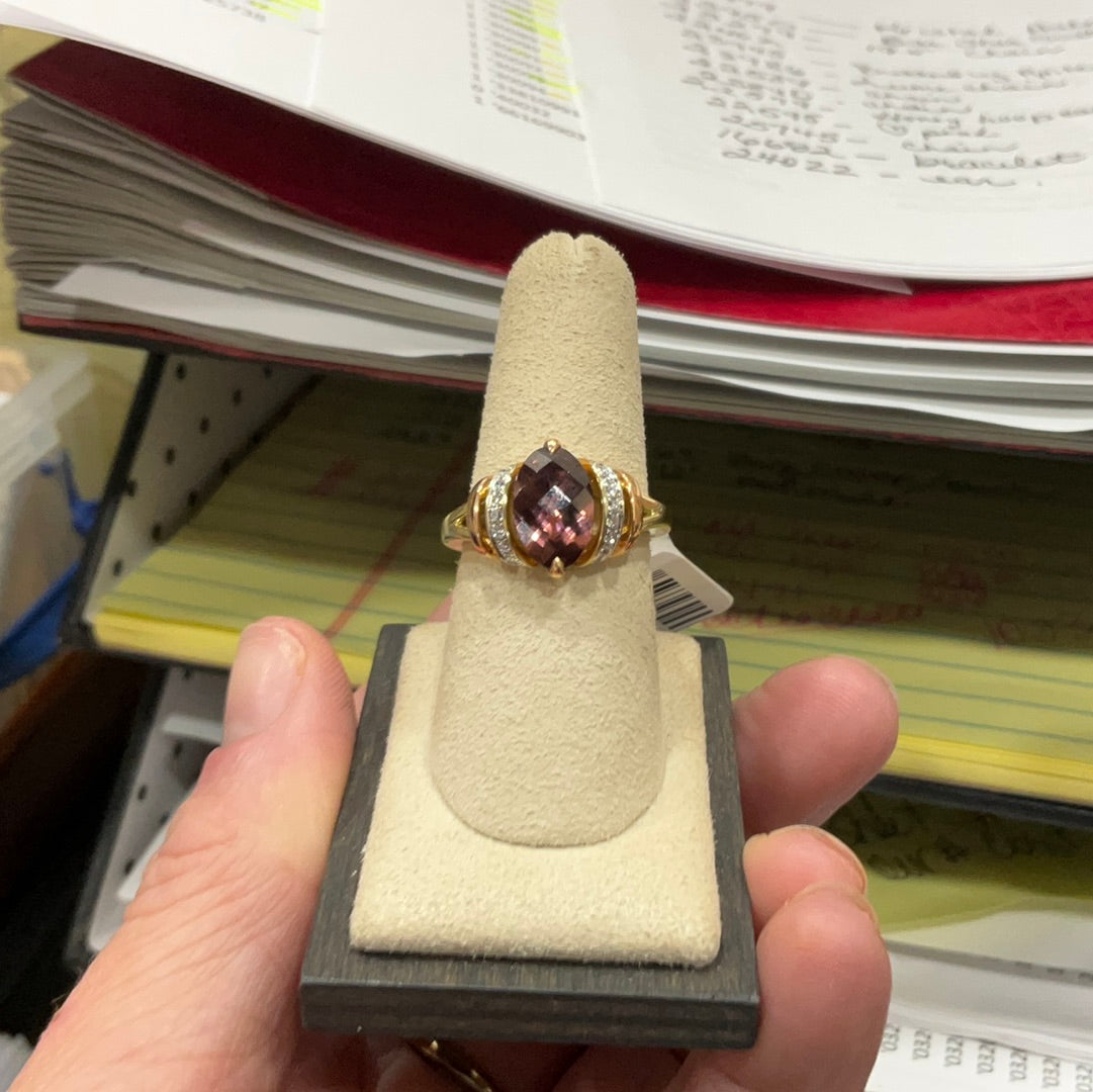 18ky Marquise Cinnamon Zircon