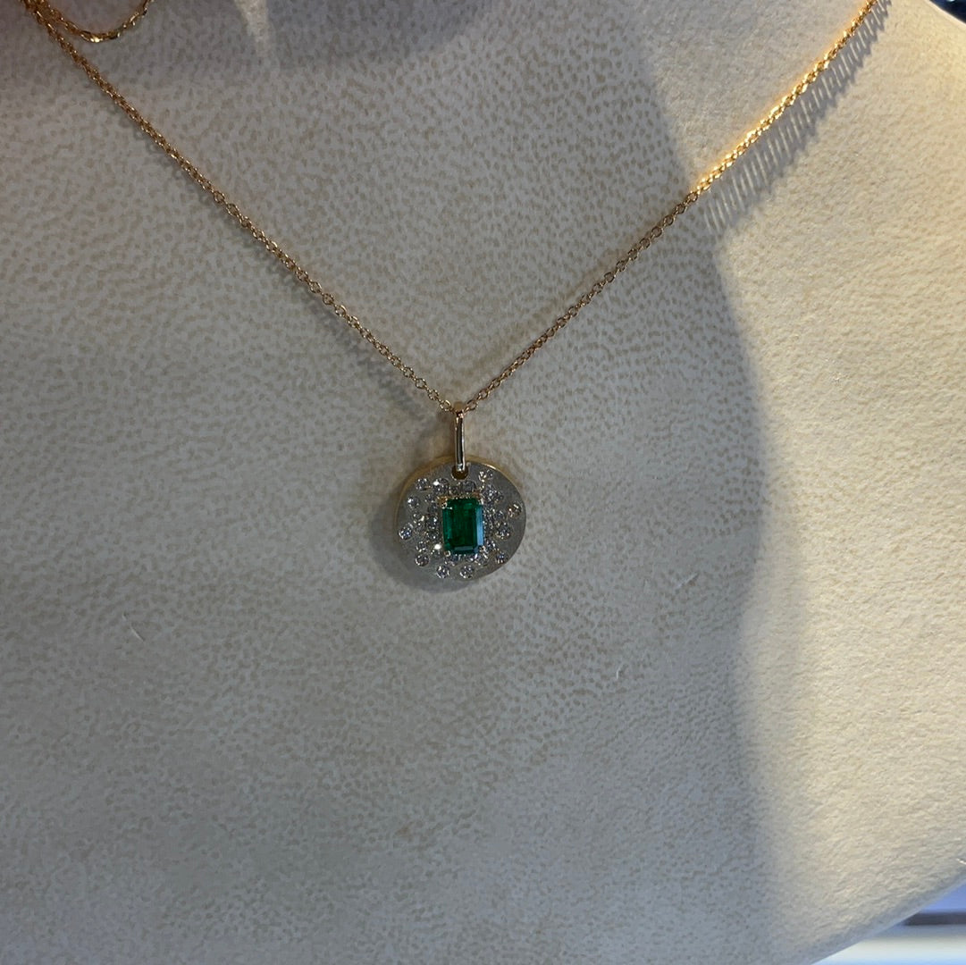 14ky .59 Emerald/.40 Dia Necklace