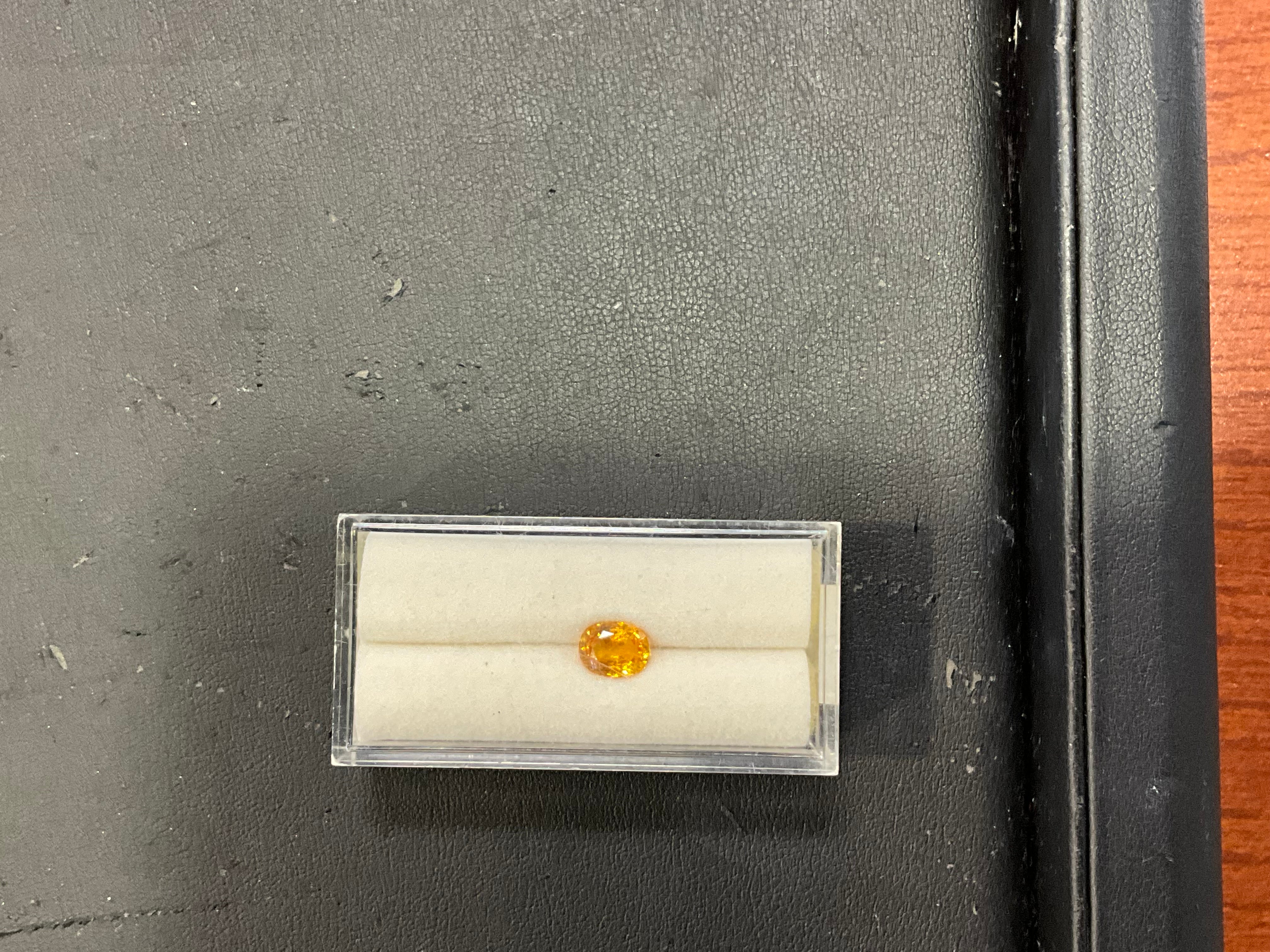 1.40CT YELLOW SAPPHIRE