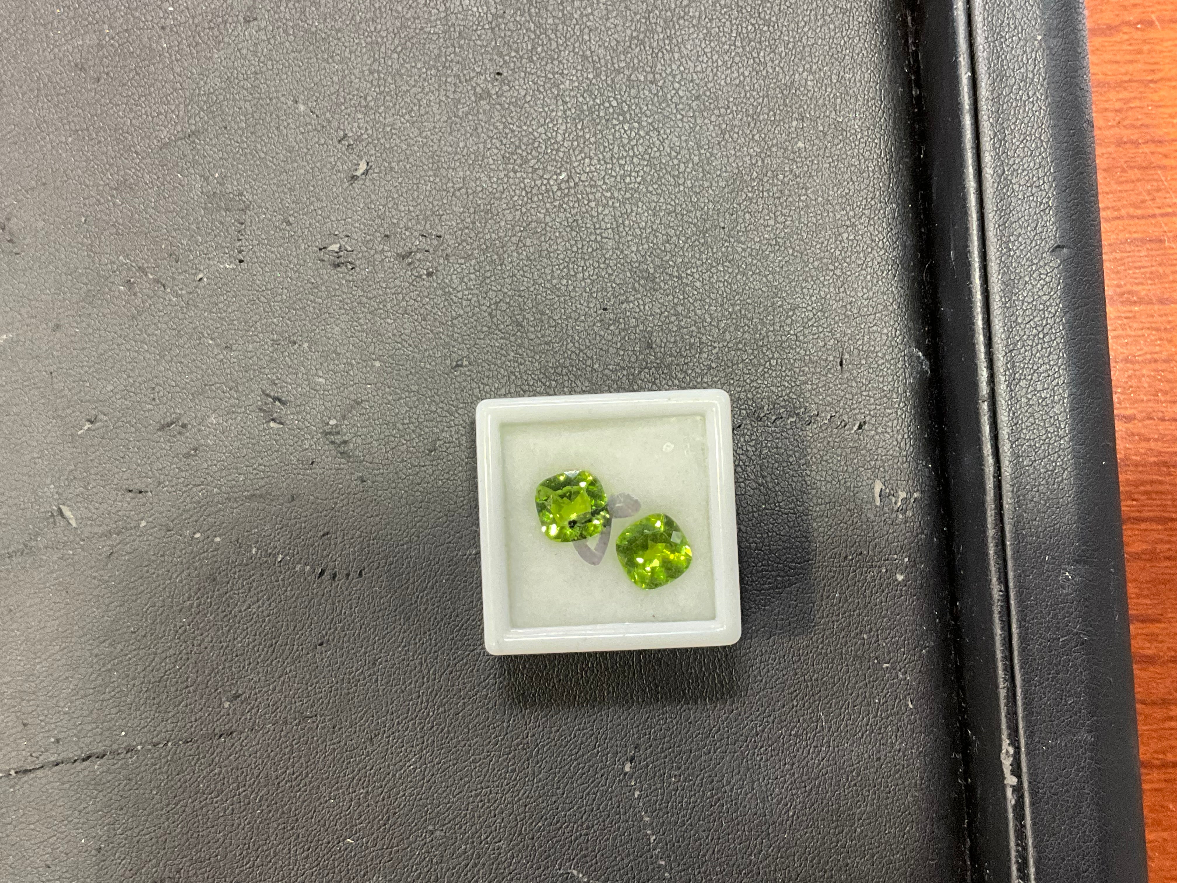 3.91 TW Peridot Cushion Pair