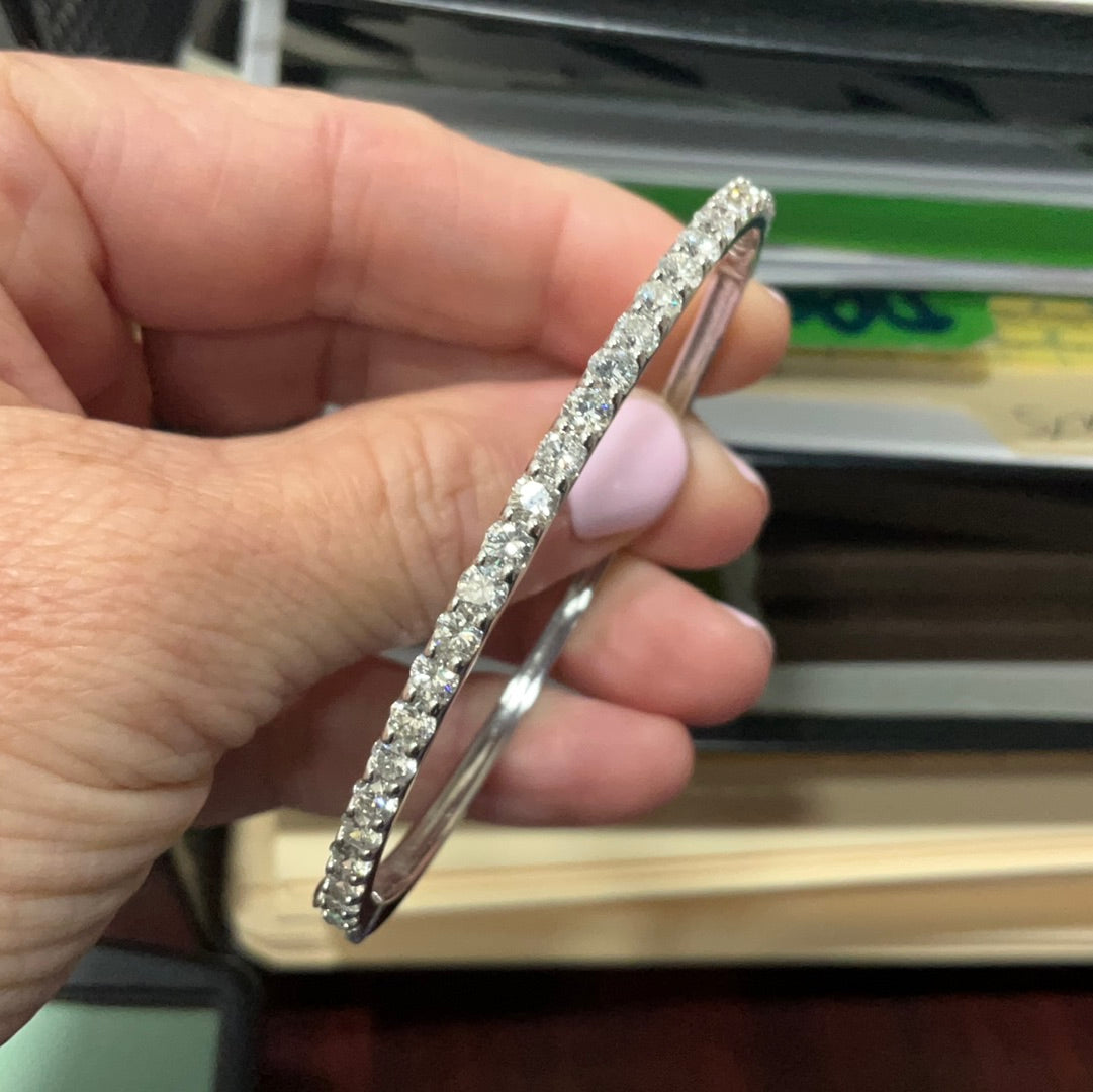 14KW 2.97CTW Diamond Bracelet