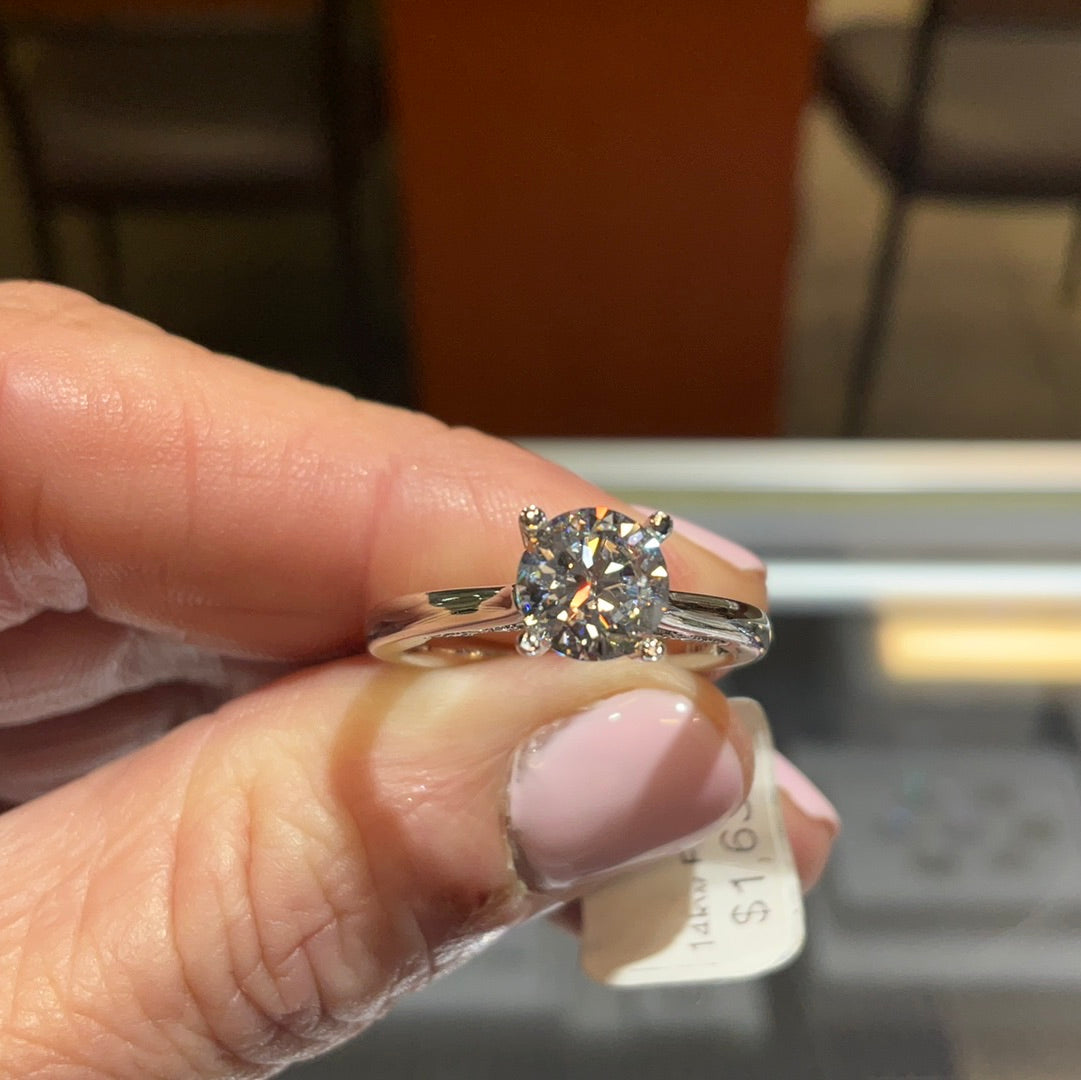 14kw Engagement Ring .14ctw